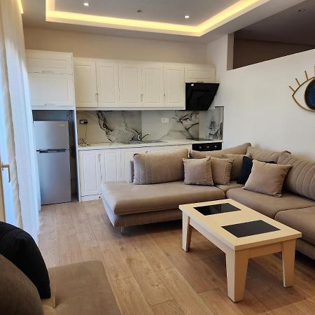 Dian'S Apartments Ксамил Экстерьер фото
