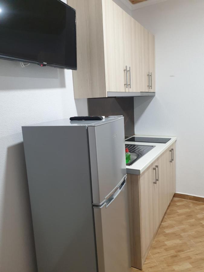 Dian'S Apartments Ксамил Экстерьер фото