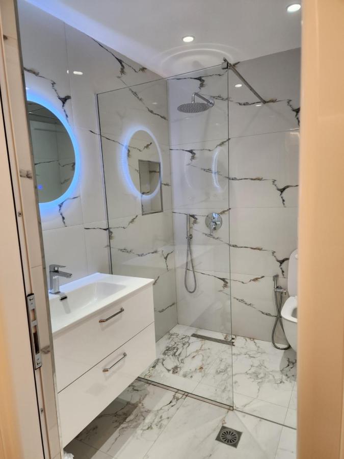 Dian'S Apartments Ксамил Экстерьер фото